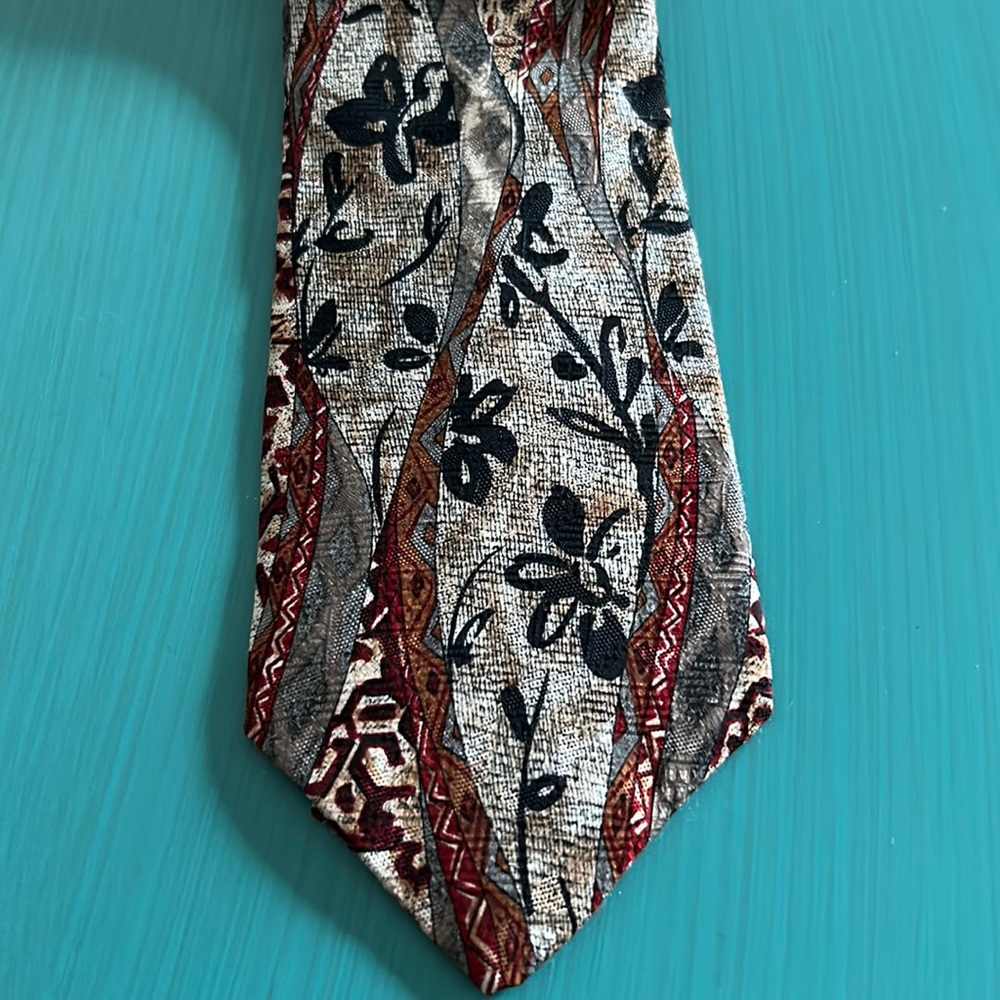 Vintage Ferracci Men’s Silk Tie - Retro Abstract Floral Print Wardrobe Accessory
